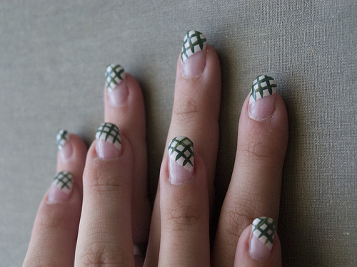 Design Drizzle-Beautifully Designed Nails-31