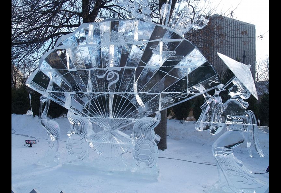 50 Magnificent Ice Sculptures That Are Beyond Your