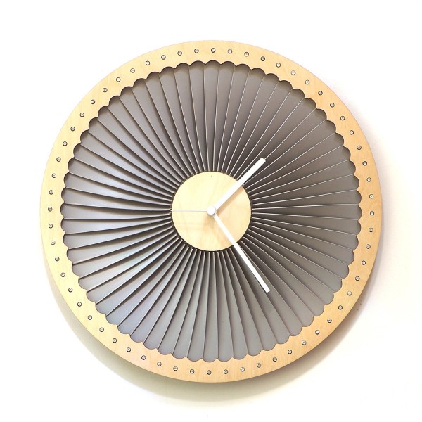 39.contemporary_stylish-wooden-wall-clock-600x600