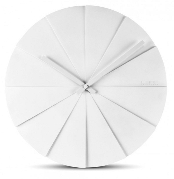 44.white-clock-600x1227