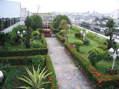 Pleasant-Terrace-Garden-2